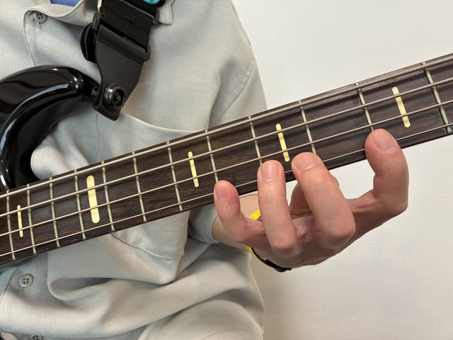 4指独立手の甲4