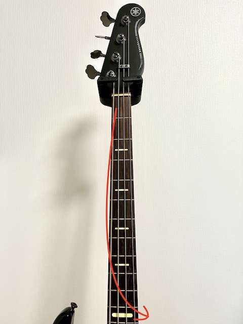 エレキベースの運指の向き